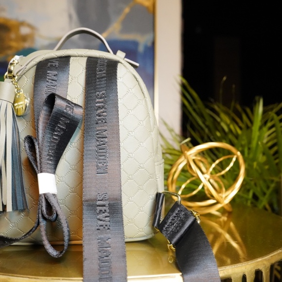 Steve Madden Backpack Purse - Picture 6 of 6